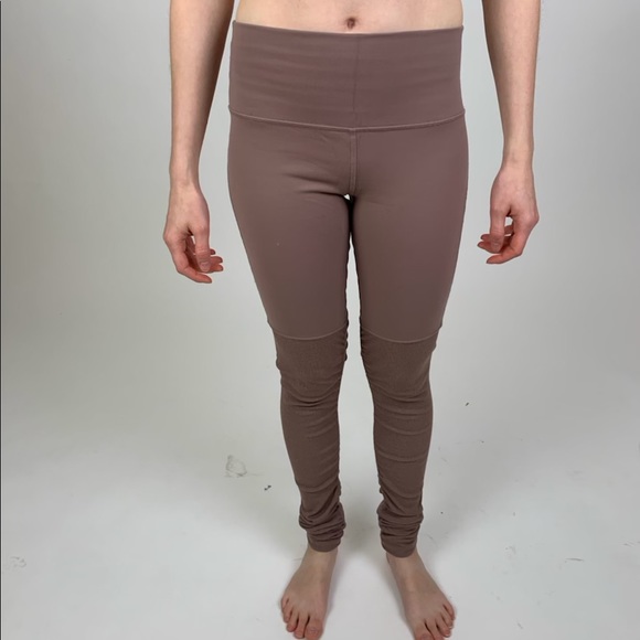 SOLD || Alo Yoga Goddess Leggings in Smoky Quartz - S - Picture 7 of 7